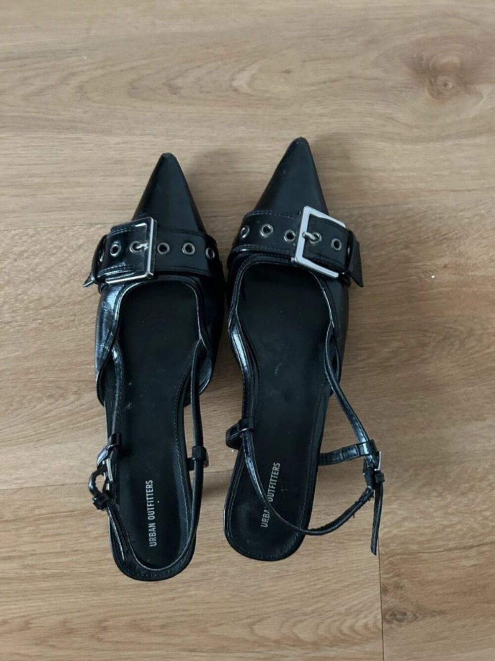 Black Pointed Toe Slingback Heels with Buckle Detail Women's US 6.5